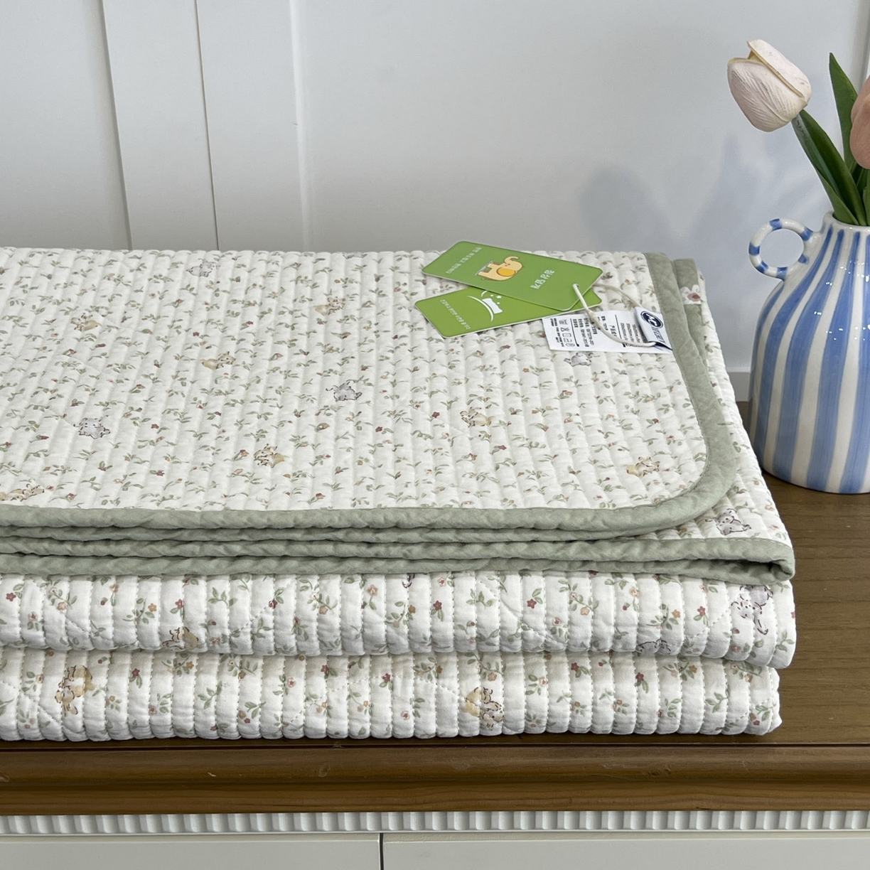 91家纺网 家纺一手货源 找家纺 沐纯家居 2025新款跑量款双面纯棉 棉花填充水洗床盖 清新兔语