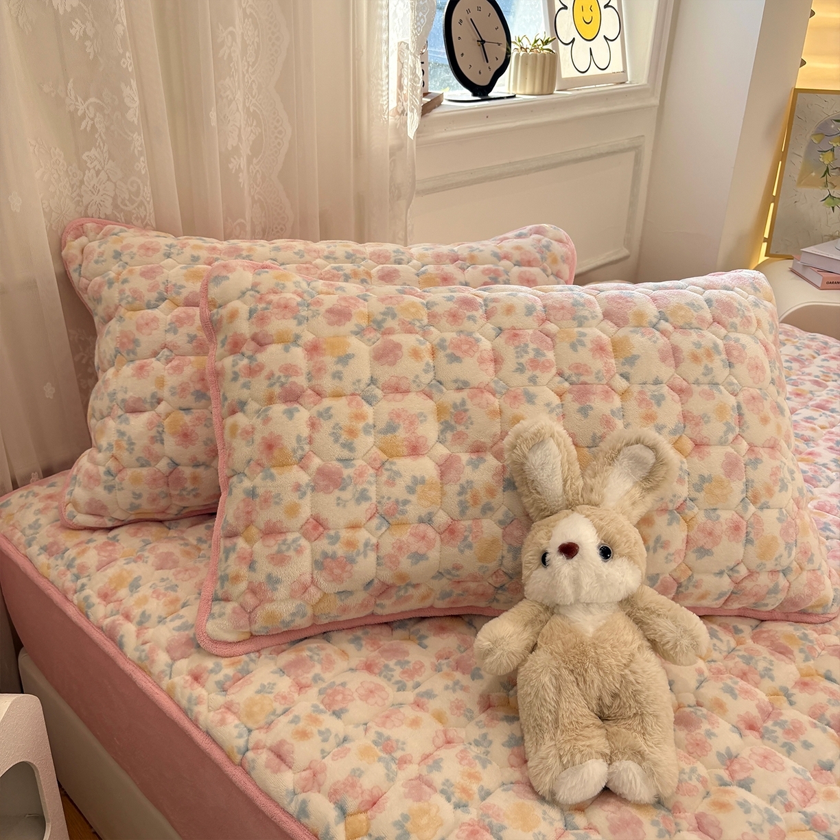 91家纺网 家纺一手货源 找家纺 （总）居眠 2025新款印花牛奶绒夹棉床笠