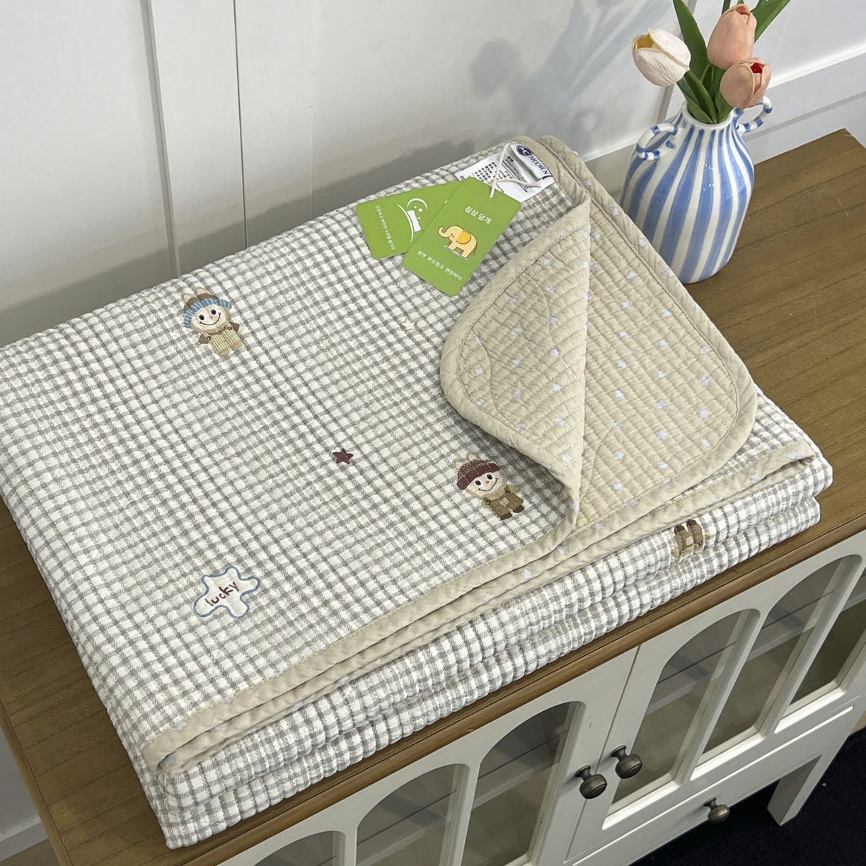 91家纺网 家纺一手货源 找家纺 沐纯家居 2025新款跑量款双面纯棉 棉花填充水洗床盖 小萌人