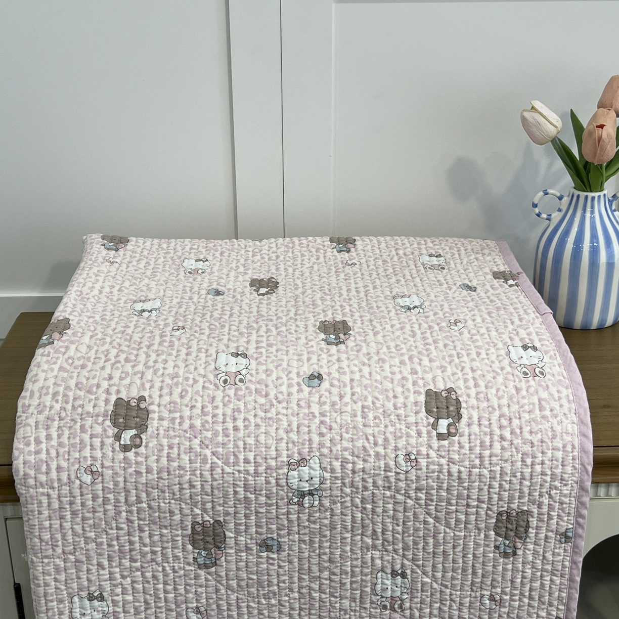 91家纺网 家纺一手货源 找家纺 沐纯家居 2025新款跑量款双面纯棉 棉花填充水洗床盖 豹纹猫