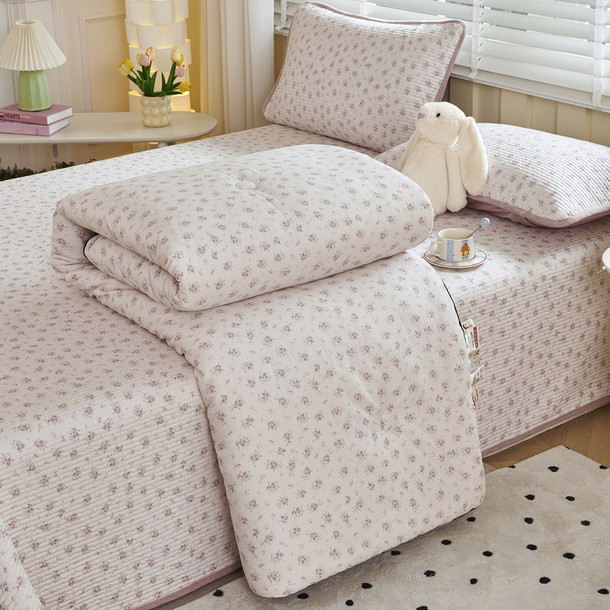 91家纺网 家纺一手货源 找家纺 缔锦家纺 2025新款软糯全棉豆豆被被子被芯 秋茗