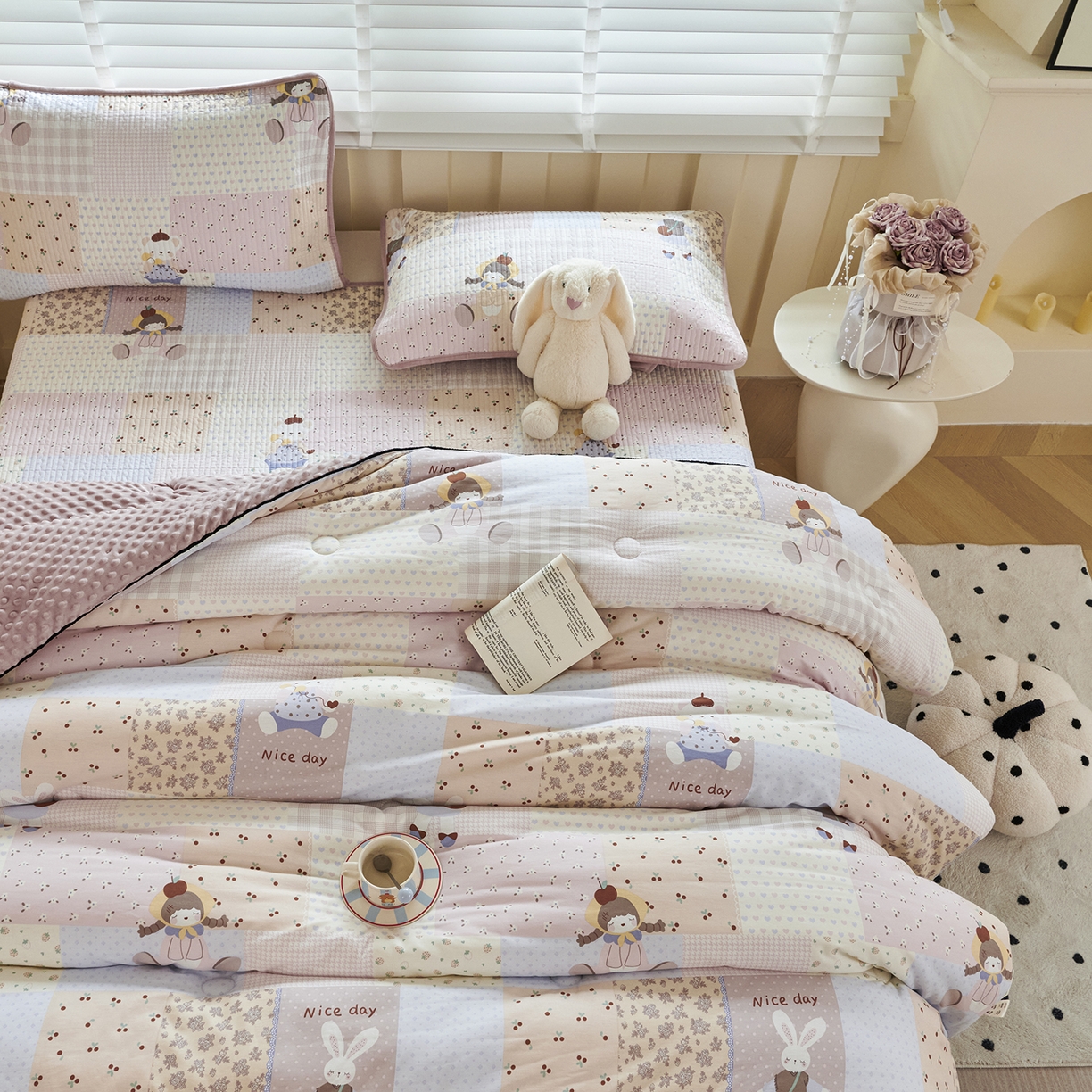 91家纺网 家纺一手货源 找家纺 缔锦家纺 2025新款软糯全棉豆豆被被子被芯 少女日记