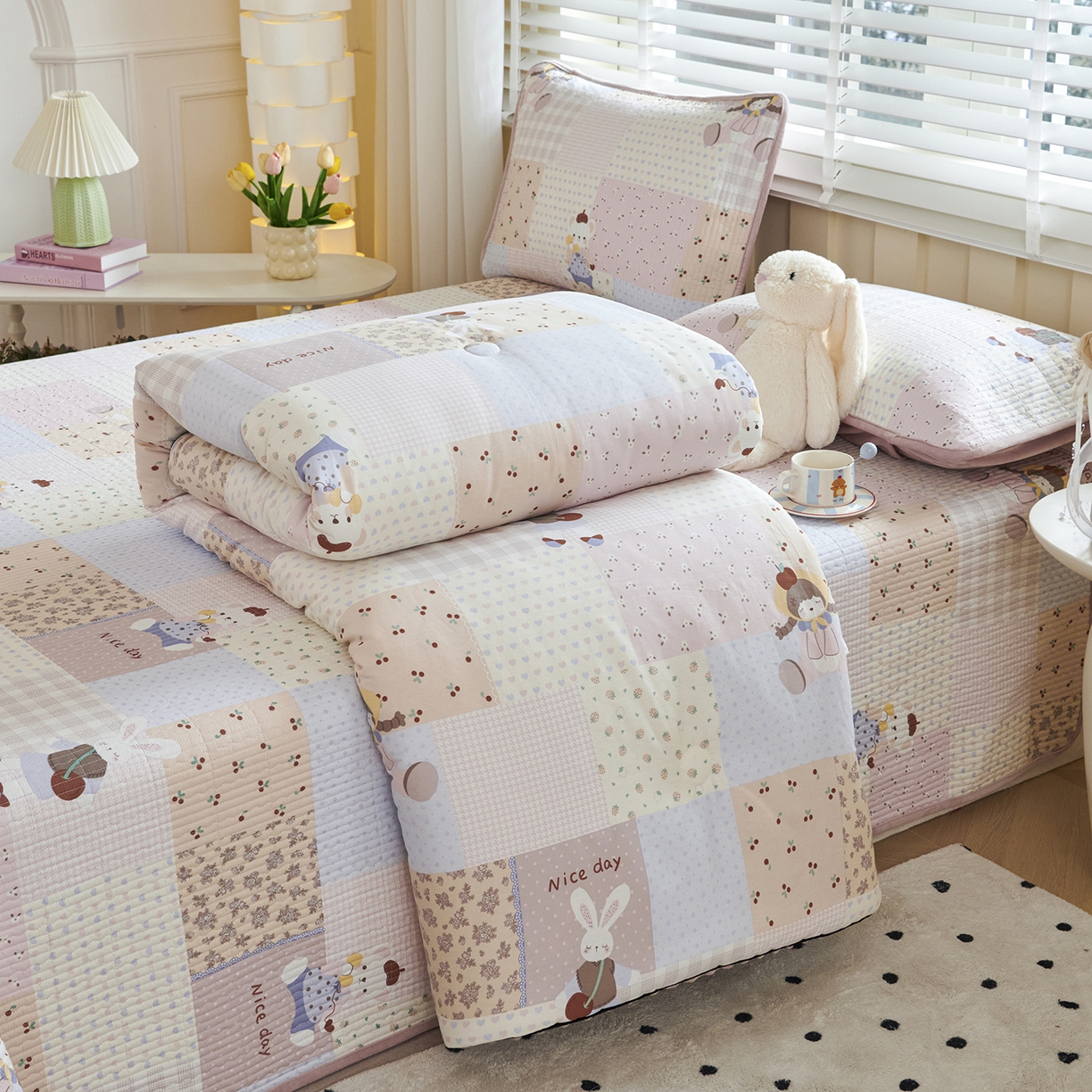 91家纺网 家纺一手货源 找家纺 缔锦家纺 2025新款软糯全棉豆豆被被子被芯 少女日记