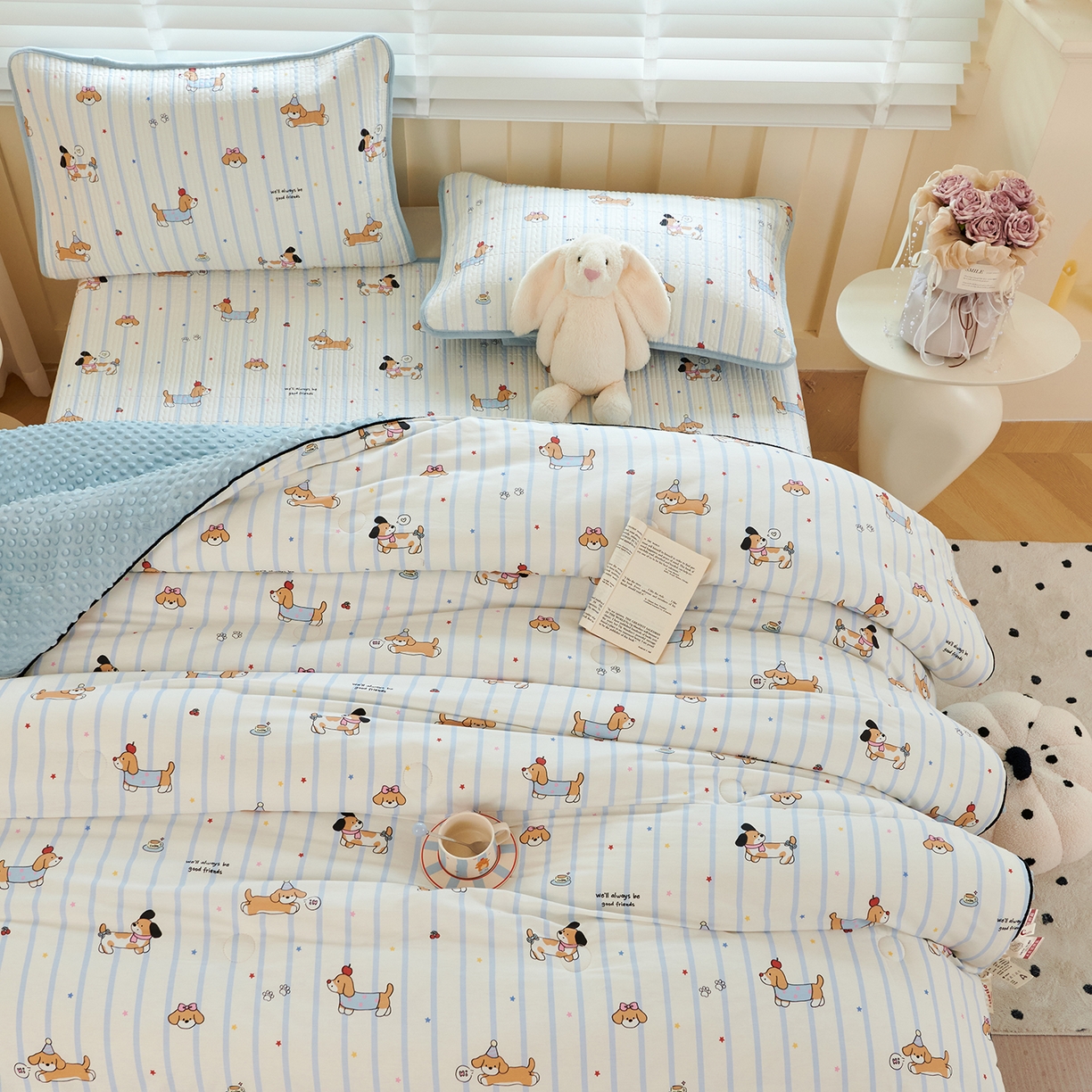 91家纺网 家纺一手货源 找家纺 缔锦家纺 2025新款软糯全棉豆豆被被子被芯 汪汪派对