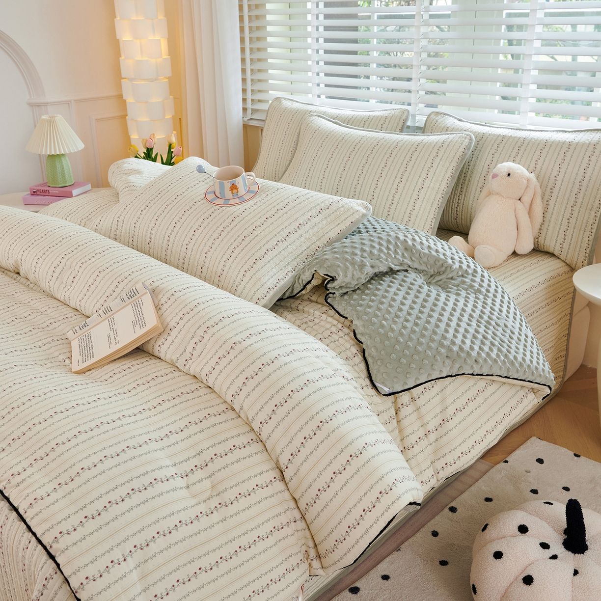 91家纺网 家纺一手货源 找家纺 缔锦家纺 2025新款软糯全棉豆豆被被子被芯 青芷