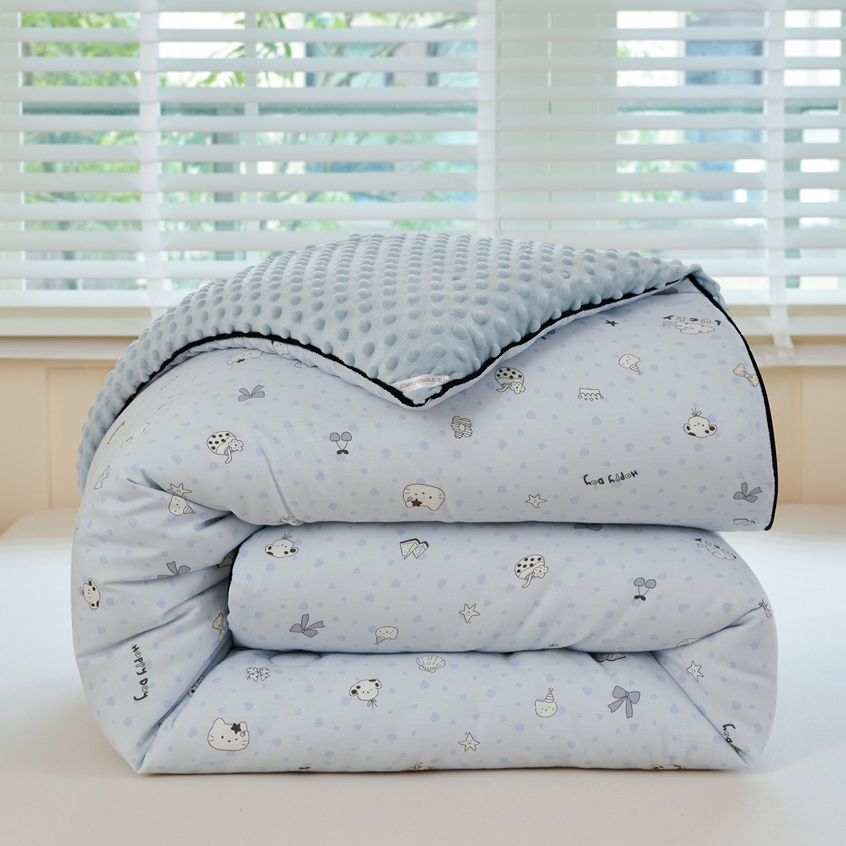 91家纺网 家纺一手货源 找家纺 缔锦家纺 2025新款软糯全棉豆豆被被子被芯 薄荷小猫