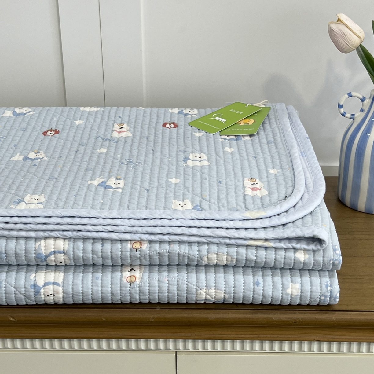 91家纺网 家纺一手货源 找家纺 沐纯家居 2025新款跑量款双面纯棉 棉花填充水洗床盖 吉吉猫