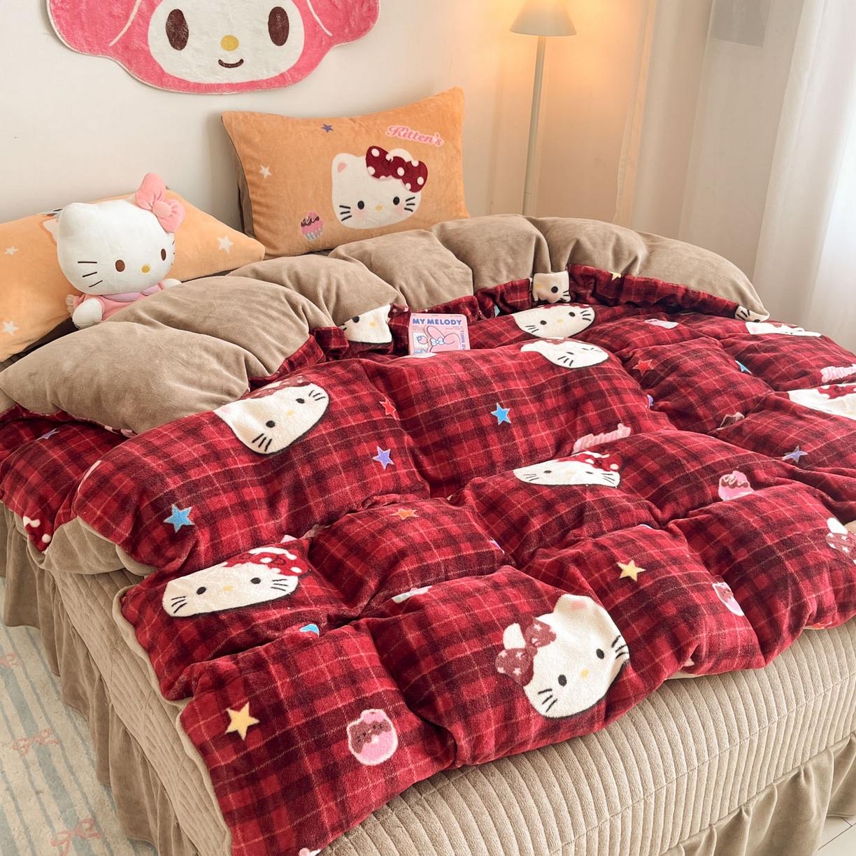 91家纺网 家纺一手货源 找家纺 （总）摩妮卡 2025新款牛奶绒枕套混搭卡通复古床盖四件套