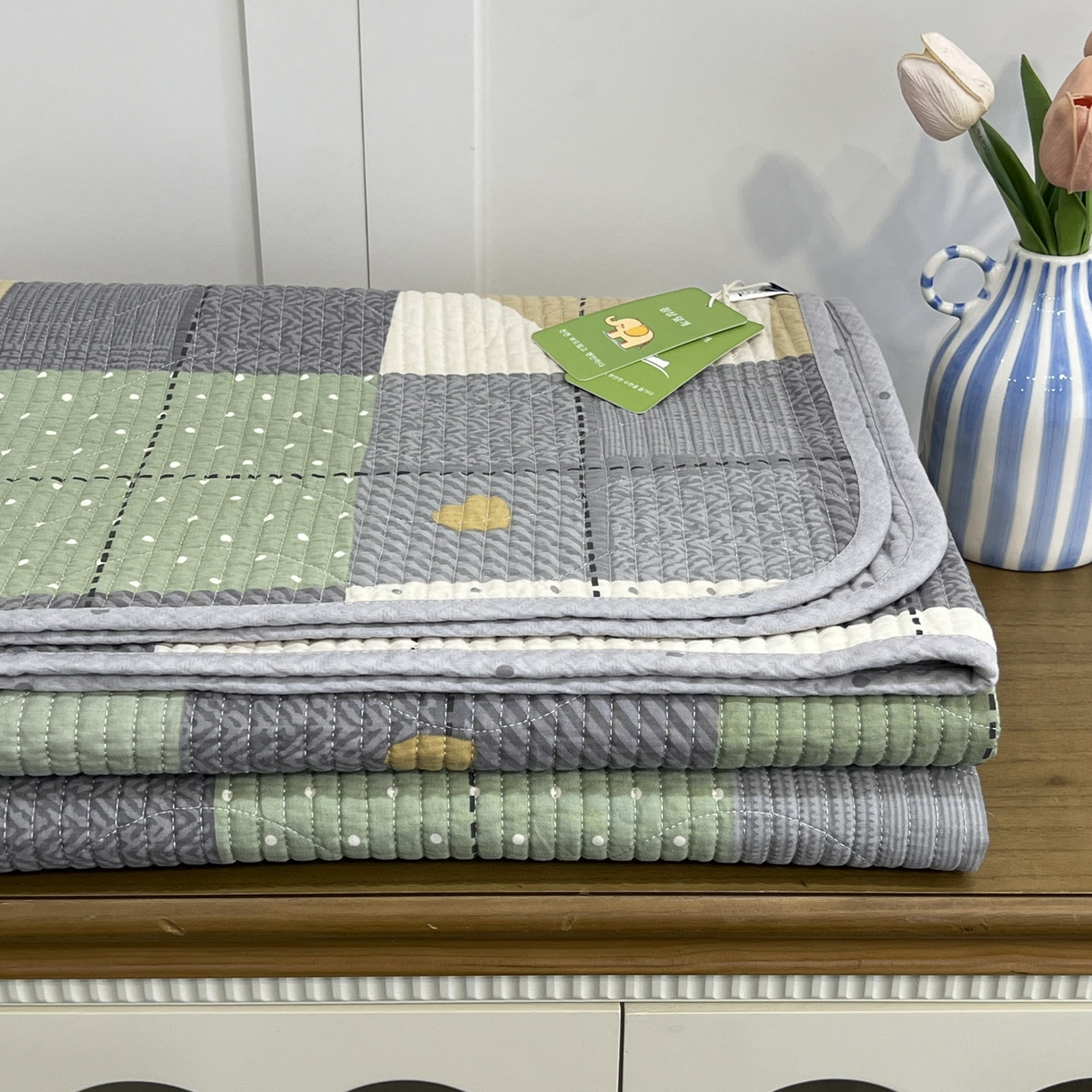 91家纺网 家纺一手货源 找家纺 沐纯家居 2025新款跑量款双面纯棉 棉花填充水洗床盖 浪漫绿格