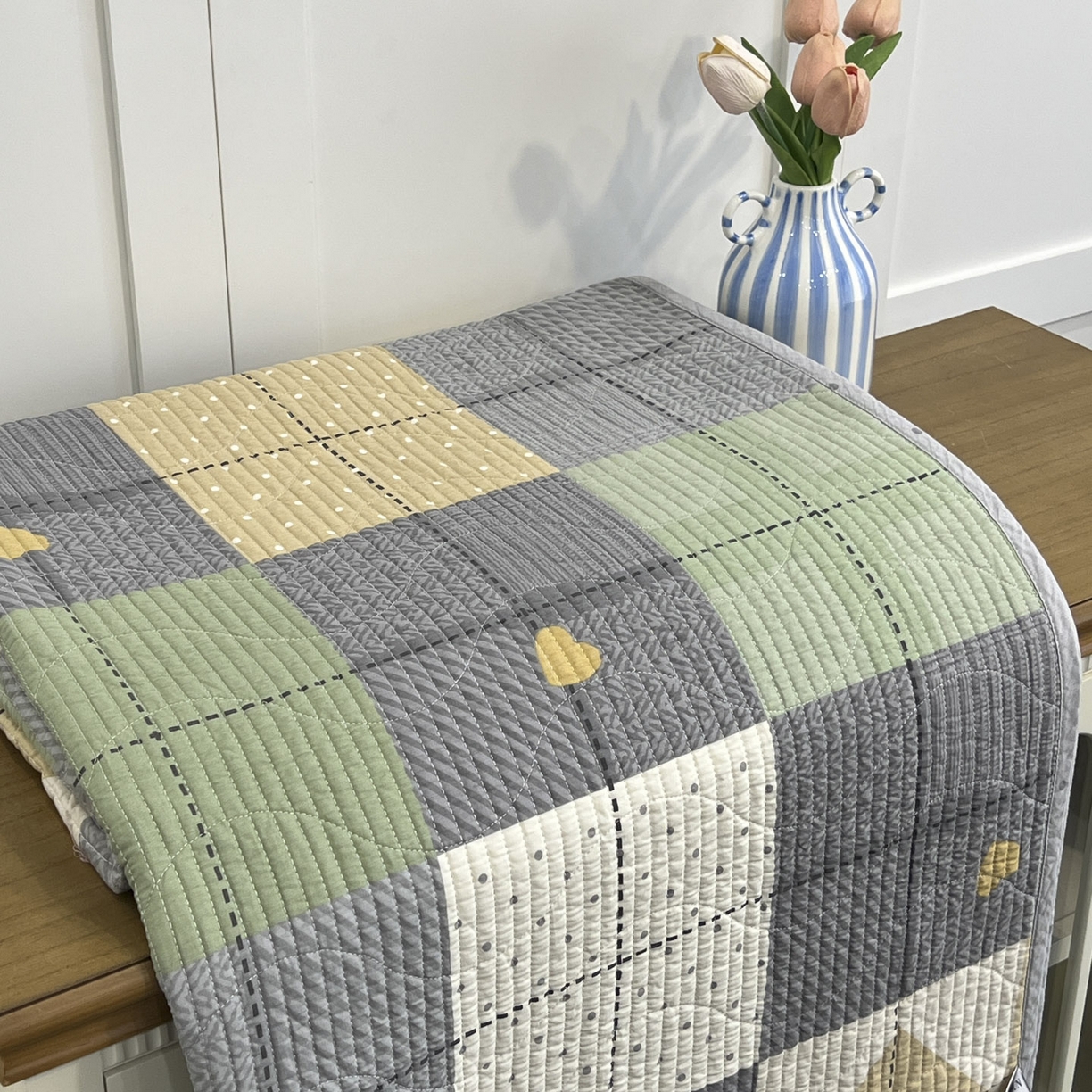 91家纺网 家纺一手货源 找家纺 沐纯家居 2025新款跑量款双面纯棉 棉花填充水洗床盖 浪漫绿格