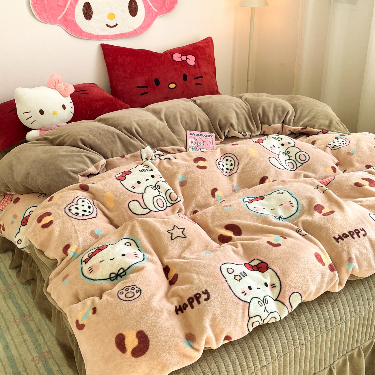 91家纺网 家纺一手货源 找家纺 （总）摩妮卡 2025新款牛奶绒枕套混搭卡通复古床盖四件套