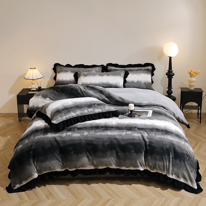 91家纺网 家纺一手货源 找家纺 席之家 2025新款韩版黑色花边美拉德系加厚皮草兔毛绒四件套 条纹