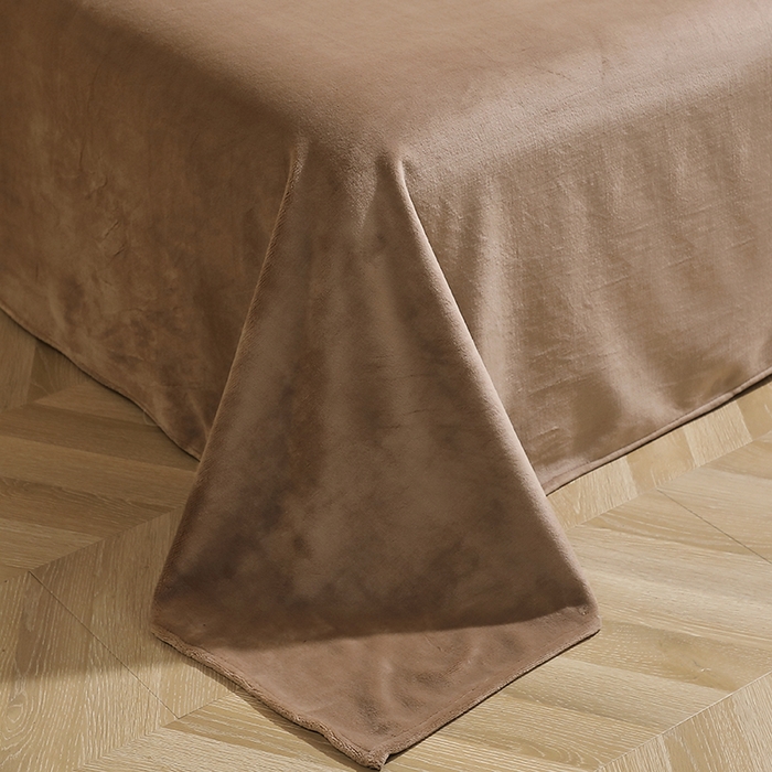 91家纺网 家纺一手货源 找家纺 席之家 2025新款韩版黑色花边美拉德系加厚皮草兔毛绒四件套 觅影