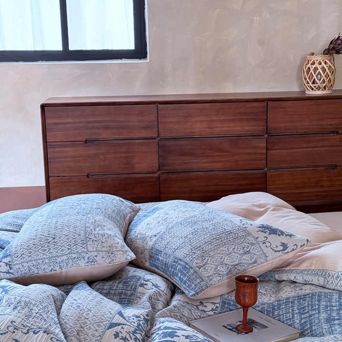 91家纺网 家纺一手货源 找家纺 （总）山舍家居 2025新款全棉纯棉色织纱布四件套系列-树下萨瓦呢(棚拍二）