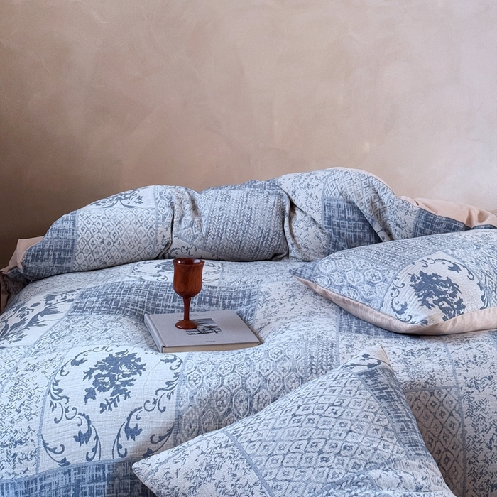 91家纺网 家纺一手货源 找家纺 （总）山舍家居 2025新款全棉纯棉色织纱布四件套系列-树下萨瓦呢(棚拍二）