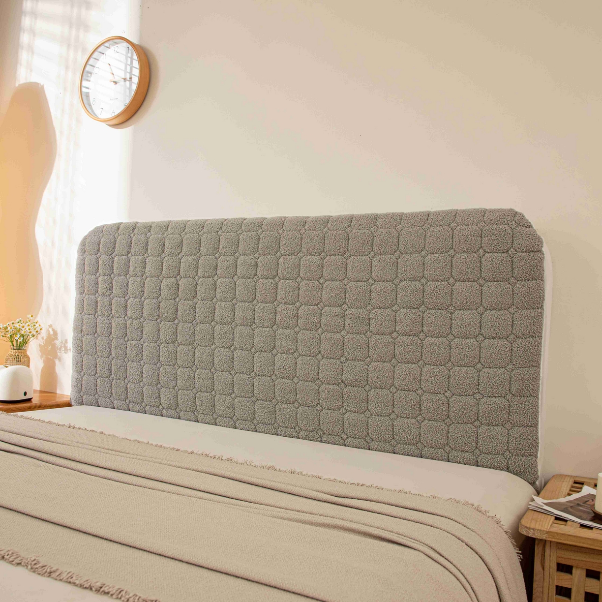 91家纺网 家纺一手货源 找家纺 （总）沐沐家纺 2025新款简约格序床头罩