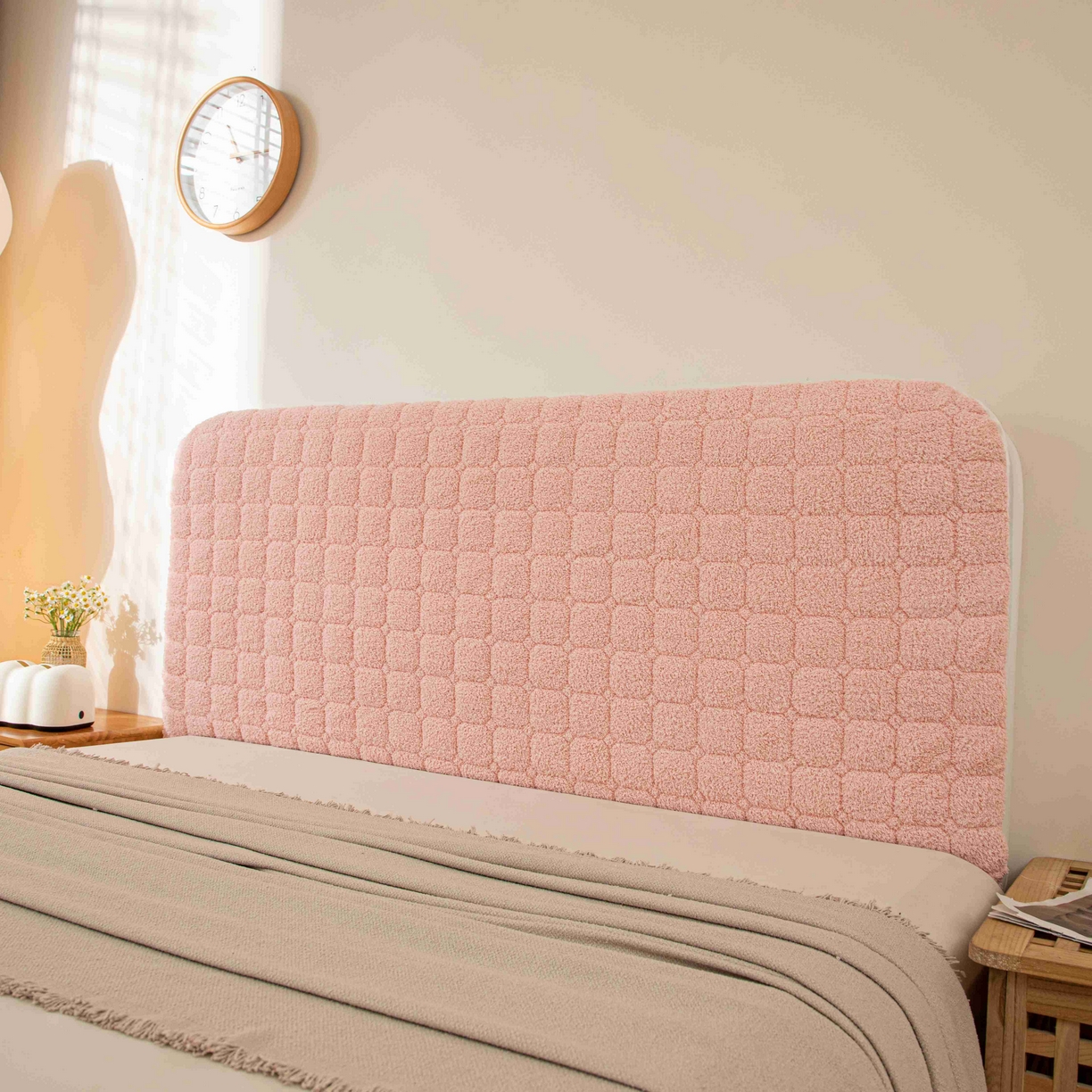 91家纺网 家纺一手货源 找家纺 （总）沐沐家纺 2025新款简约格序床头罩