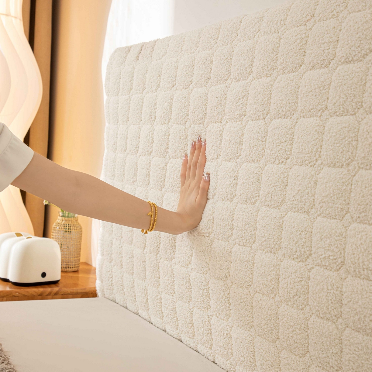 91家纺网 家纺一手货源 找家纺 （总）沐沐家纺 2025新款简约格序床头罩