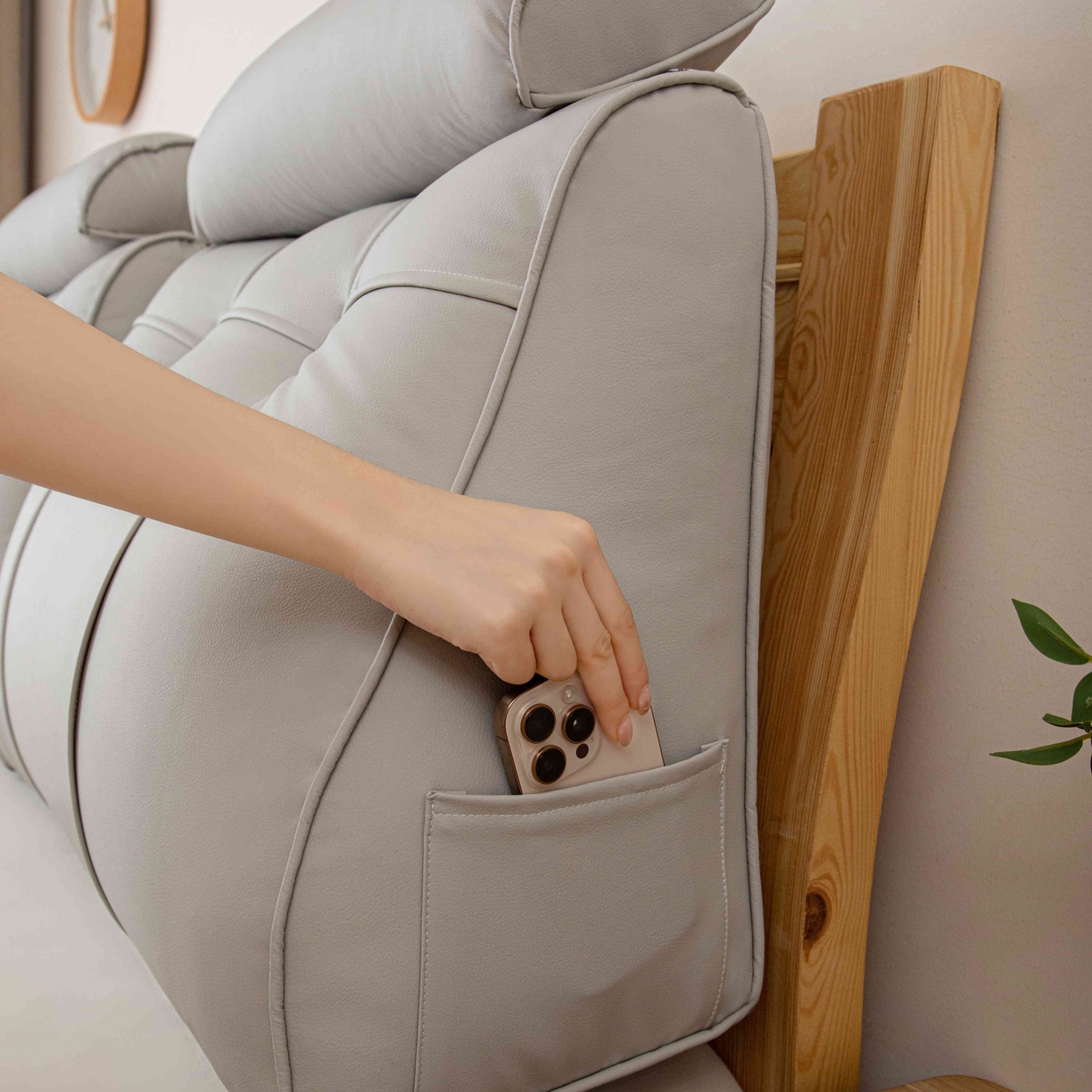 91家纺网 家纺一手货源 找家纺 沐沐家纺 2026新款简约科技布立体靠枕带头枕 浅灰