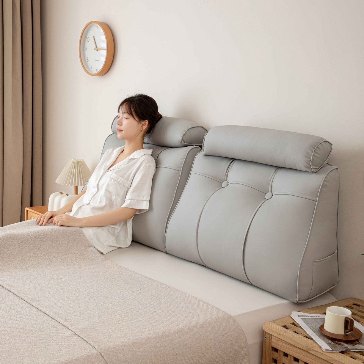 91家纺网 家纺一手货源 找家纺 沐沐家纺 2026新款简约科技布立体靠枕带头枕 浅灰