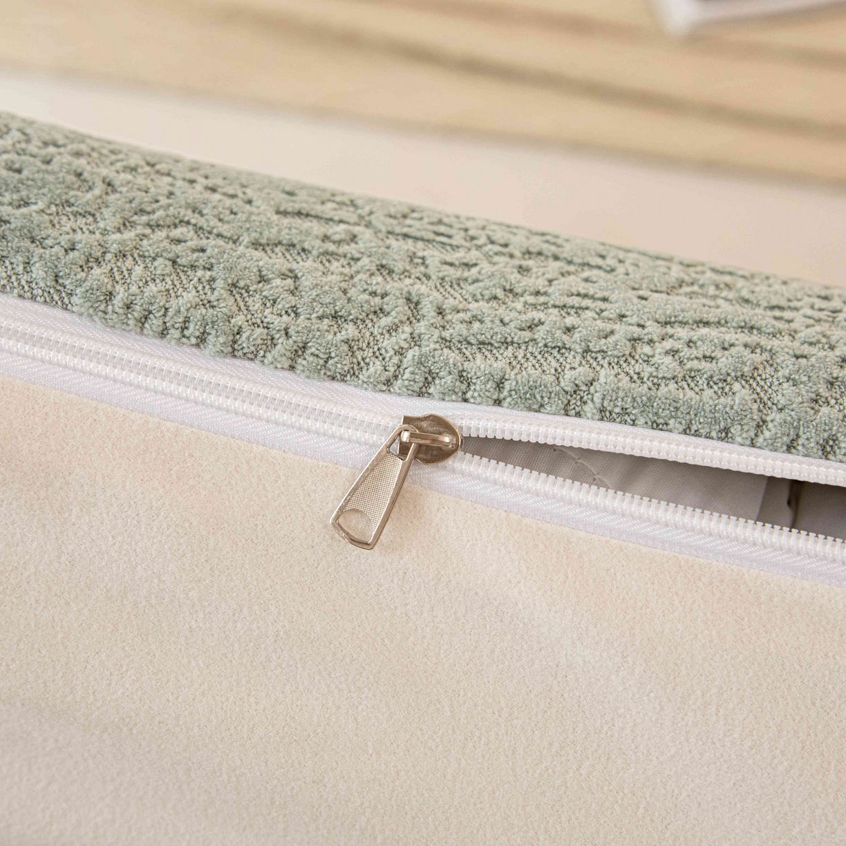 91家纺网 家纺一手货源 找家纺 沐沐家纺 2026新款简约可可西里床头靠背 水绿