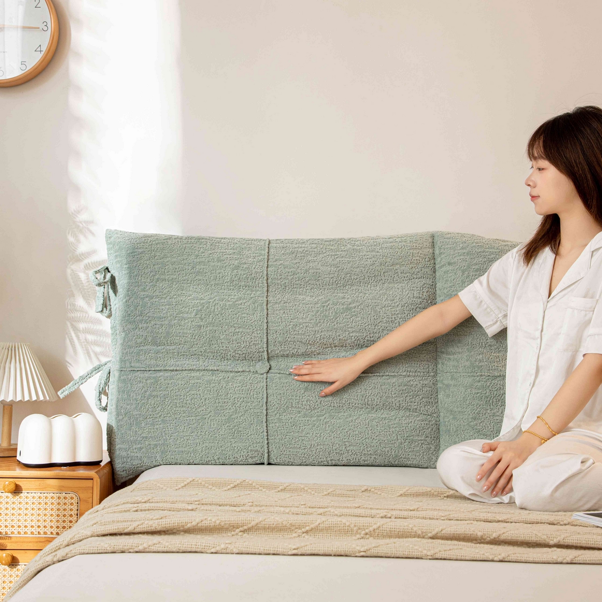 91家纺网 家纺一手货源 找家纺 沐沐家纺 2026新款简约可可西里床头靠背 水绿