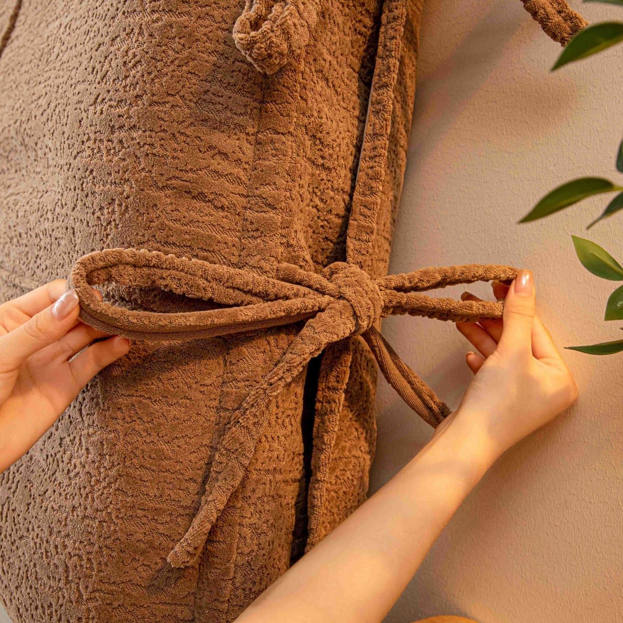 91家纺网 家纺一手货源 找家纺 沐沐家纺 2026新款简约可可西里床头靠背 咖色