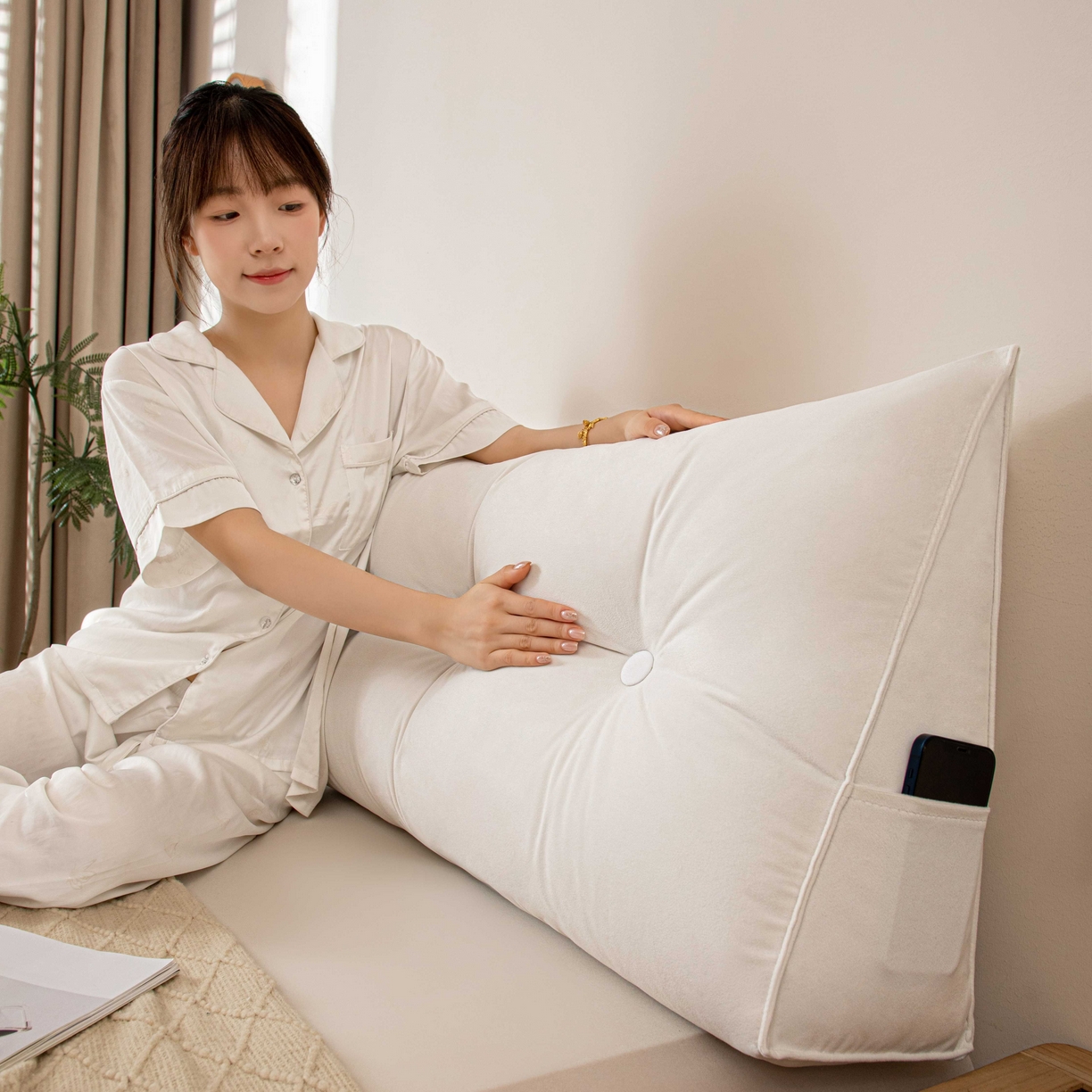 91家纺网 家纺一手货源 找家纺 沐沐家纺 2026新款磨砂绒三角靠背（不带头枕） 白色