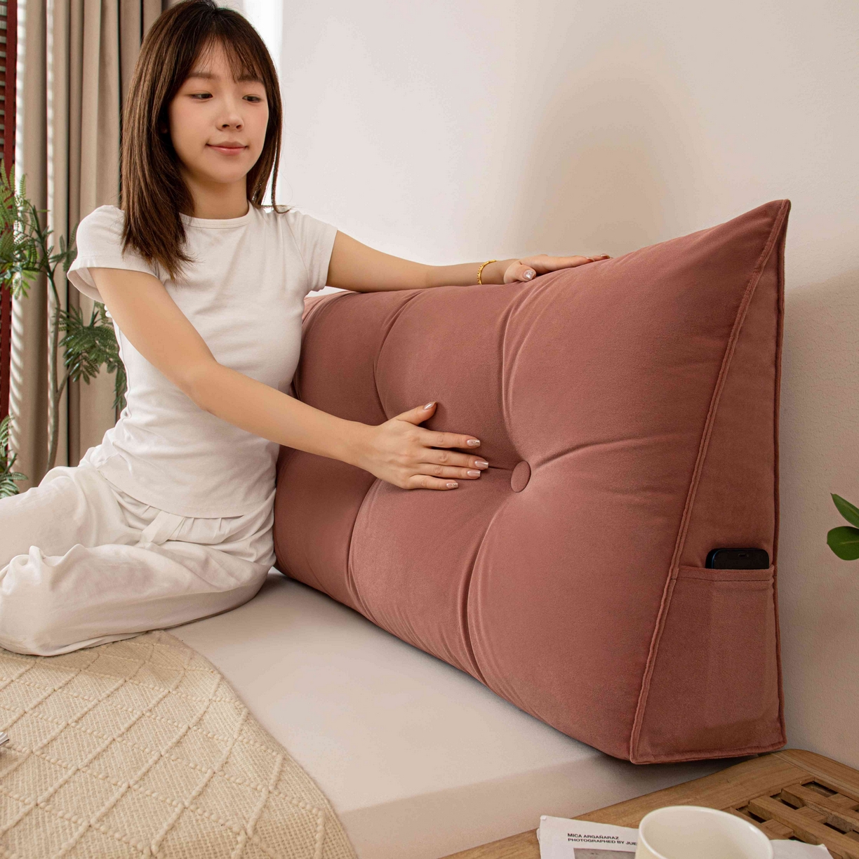 91家纺网 家纺一手货源 找家纺 沐沐家纺 2026新款磨砂绒三角靠背（不带头枕） 粉色