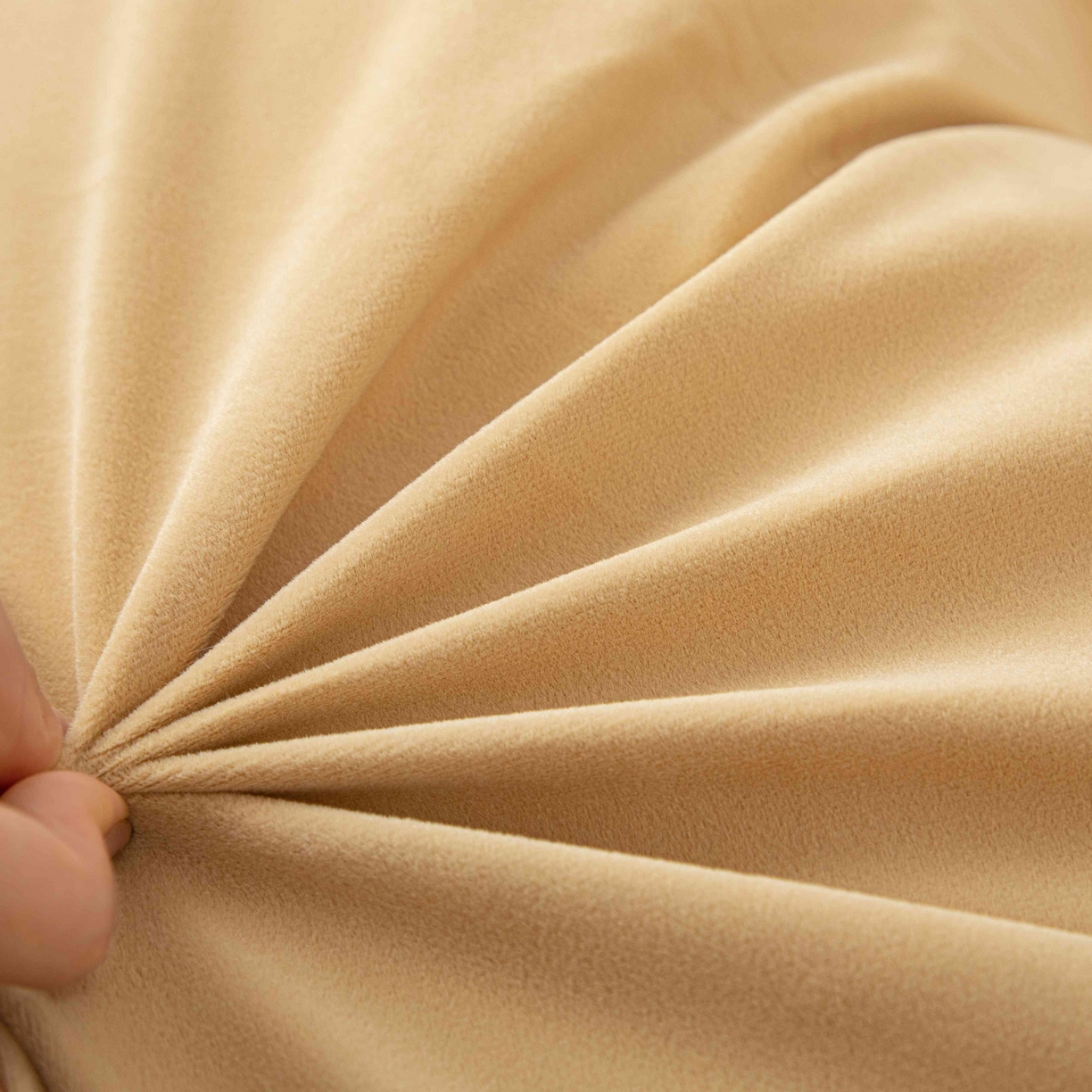 91家纺网 家纺一手货源 找家纺 沐沐家纺 2026新款磨砂绒三角靠背（不带头枕） 米黄