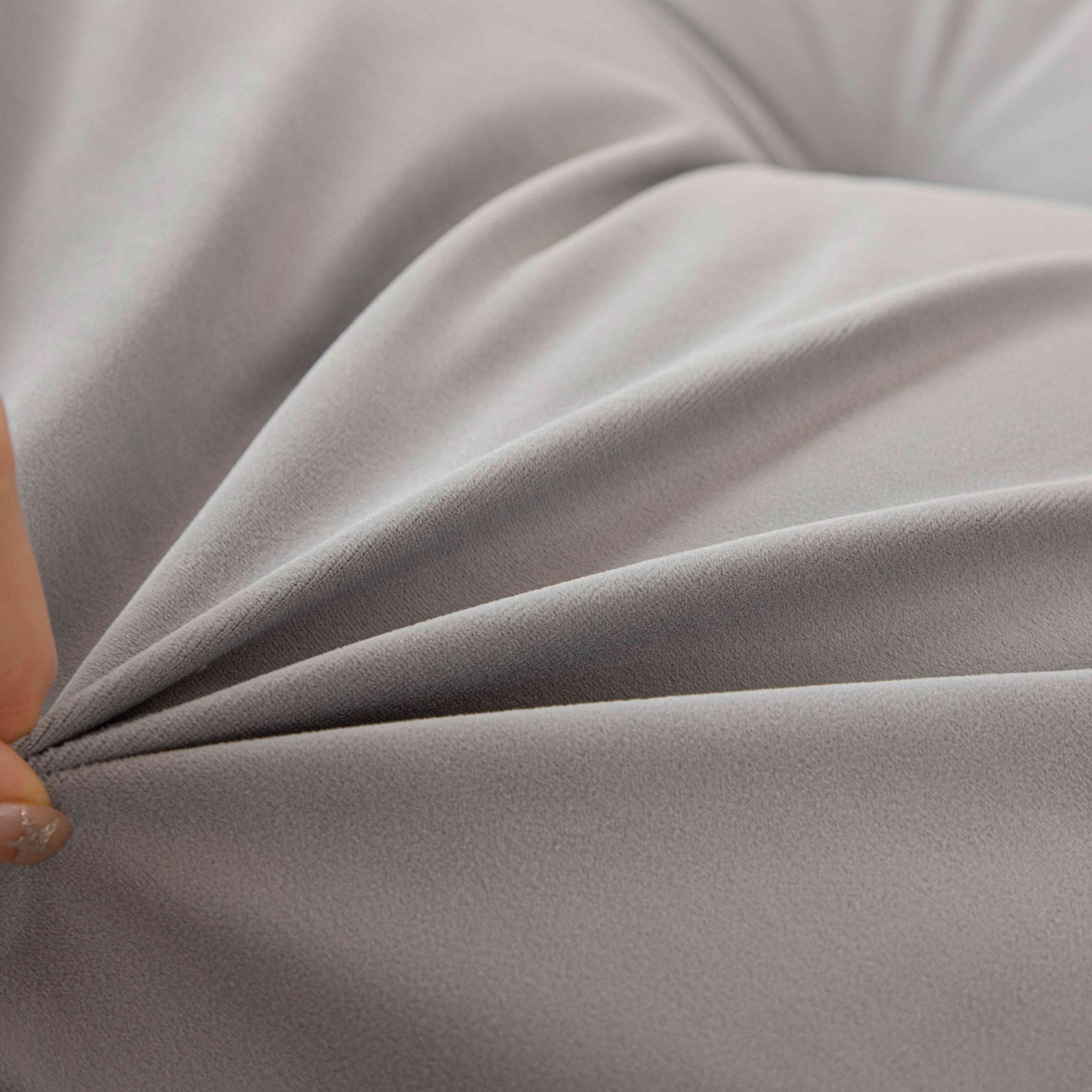 91家纺网 家纺一手货源 找家纺 沐沐家纺 2026新款磨砂绒三角靠背（不带头枕） 浅灰