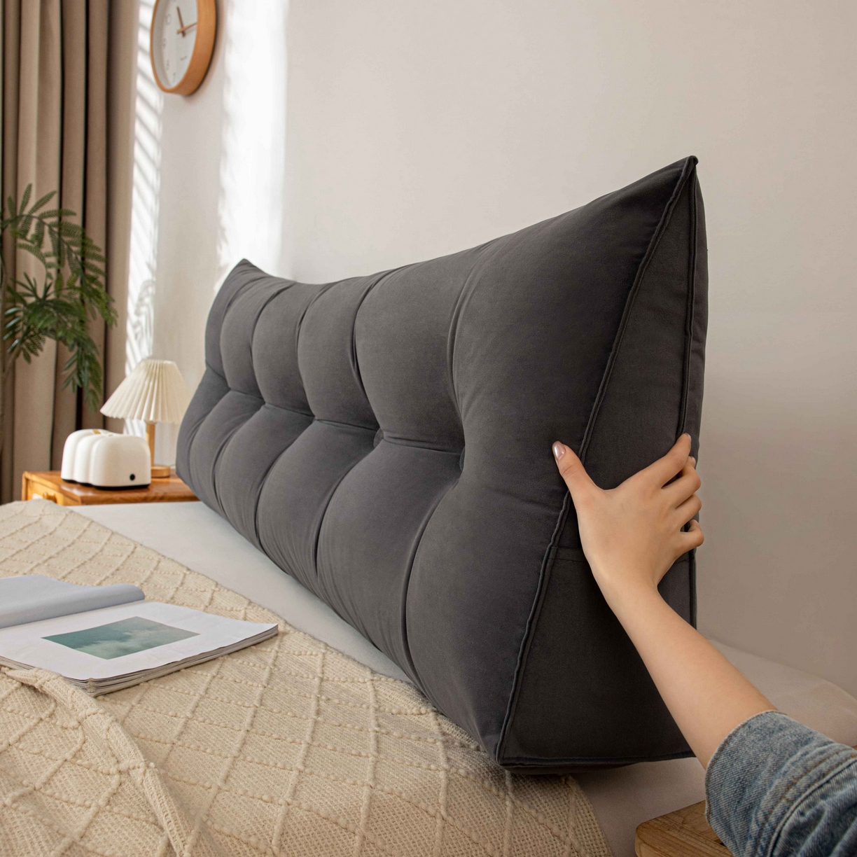 91家纺网 家纺一手货源 找家纺 沐沐家纺 2026新款磨砂绒三角靠背（不带头枕） 深灰