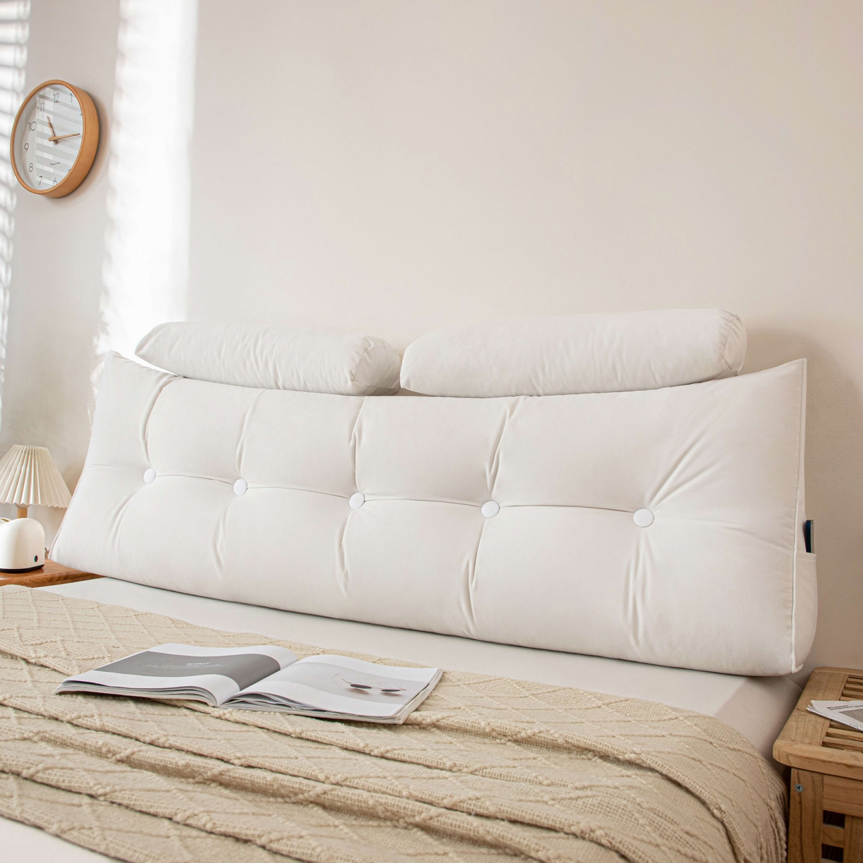 91家纺网 家纺一手货源 找家纺 沐沐家纺 2026新款磨砂绒三角靠背（带头枕） 白色