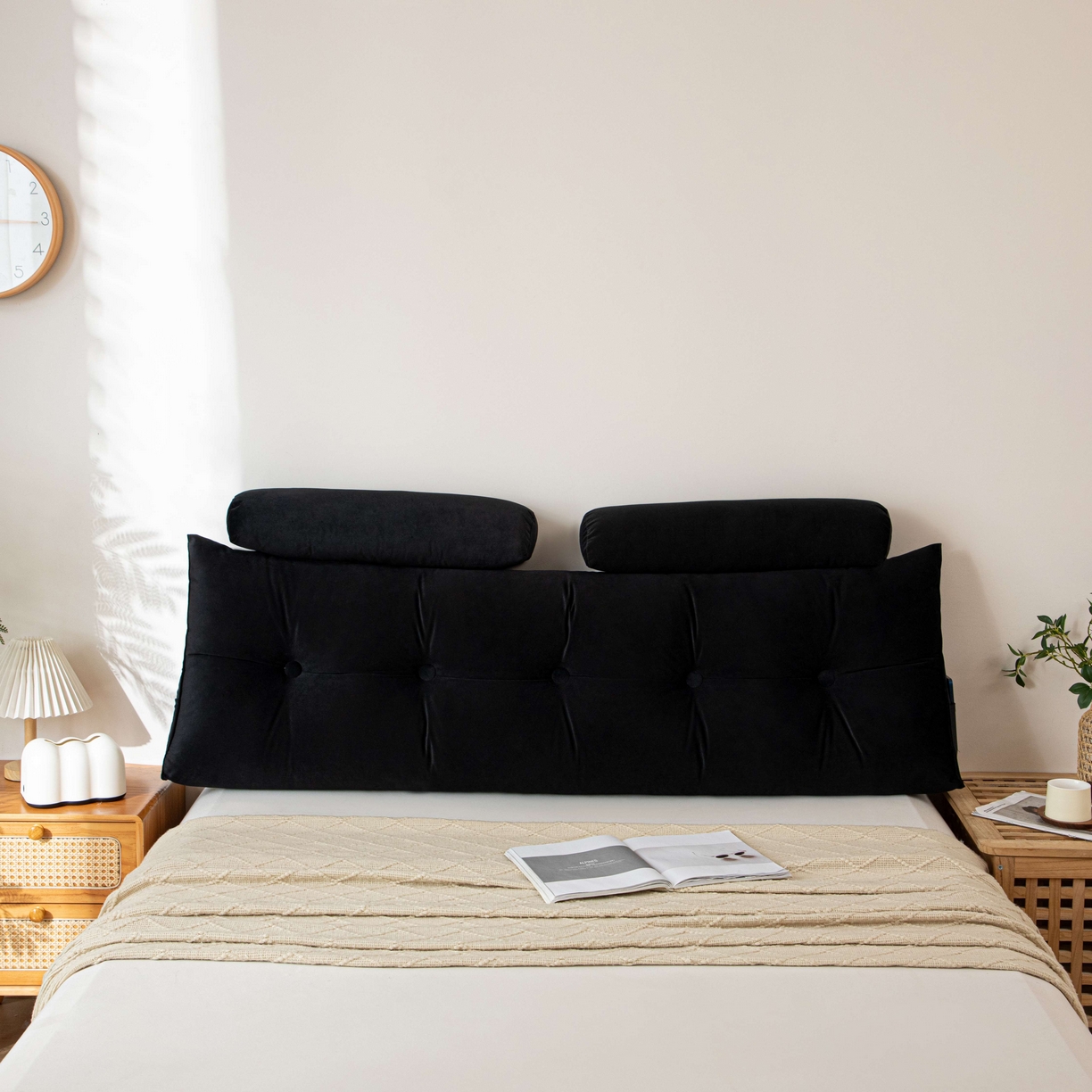 91家纺网 家纺一手货源 找家纺 沐沐家纺 2026新款磨砂绒三角靠背（带头枕） 黑色