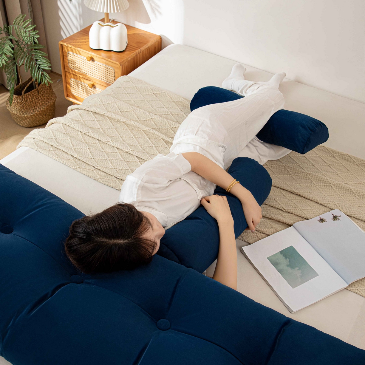 91家纺网 家纺一手货源 找家纺 沐沐家纺 2026新款磨砂绒三角靠背（带头枕） 蓝色