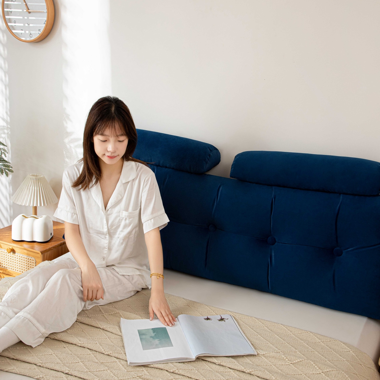 91家纺网 家纺一手货源 找家纺 沐沐家纺 2026新款磨砂绒三角靠背（带头枕） 蓝色