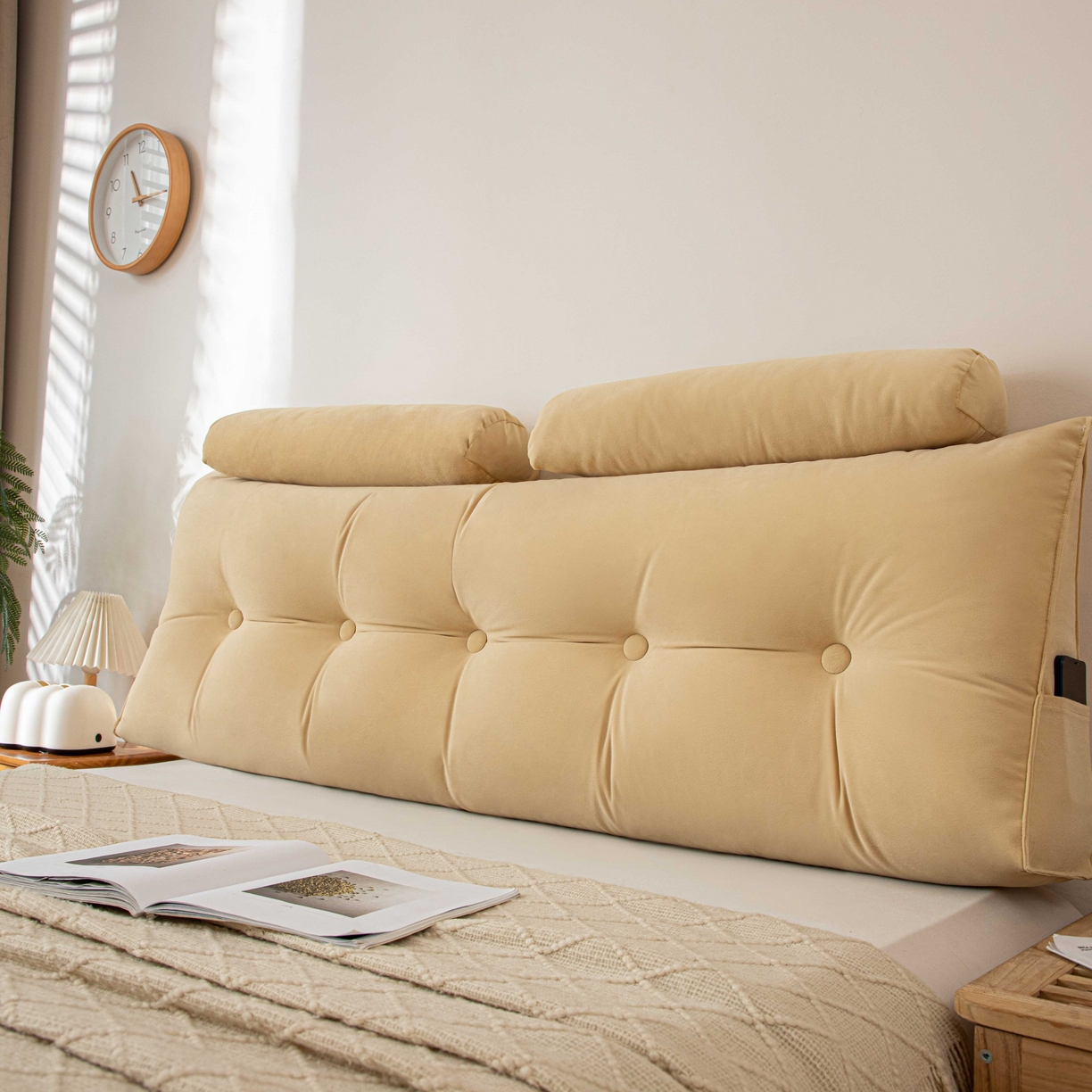 91家纺网 家纺一手货源 找家纺 沐沐家纺 2026新款磨砂绒三角靠背（带头枕） 米黄