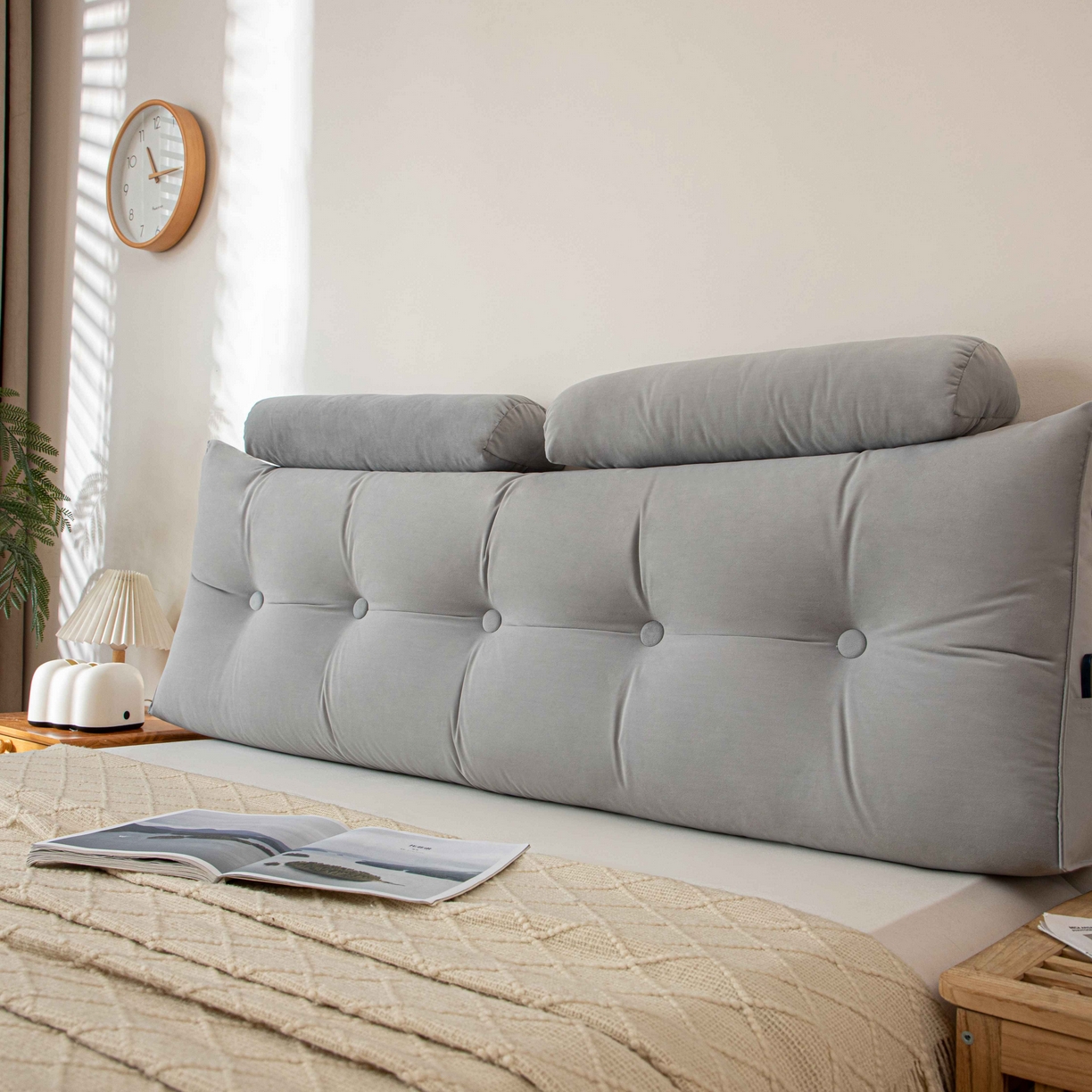 91家纺网 家纺一手货源 找家纺 沐沐家纺 2026新款磨砂绒三角靠背（带头枕） 浅灰