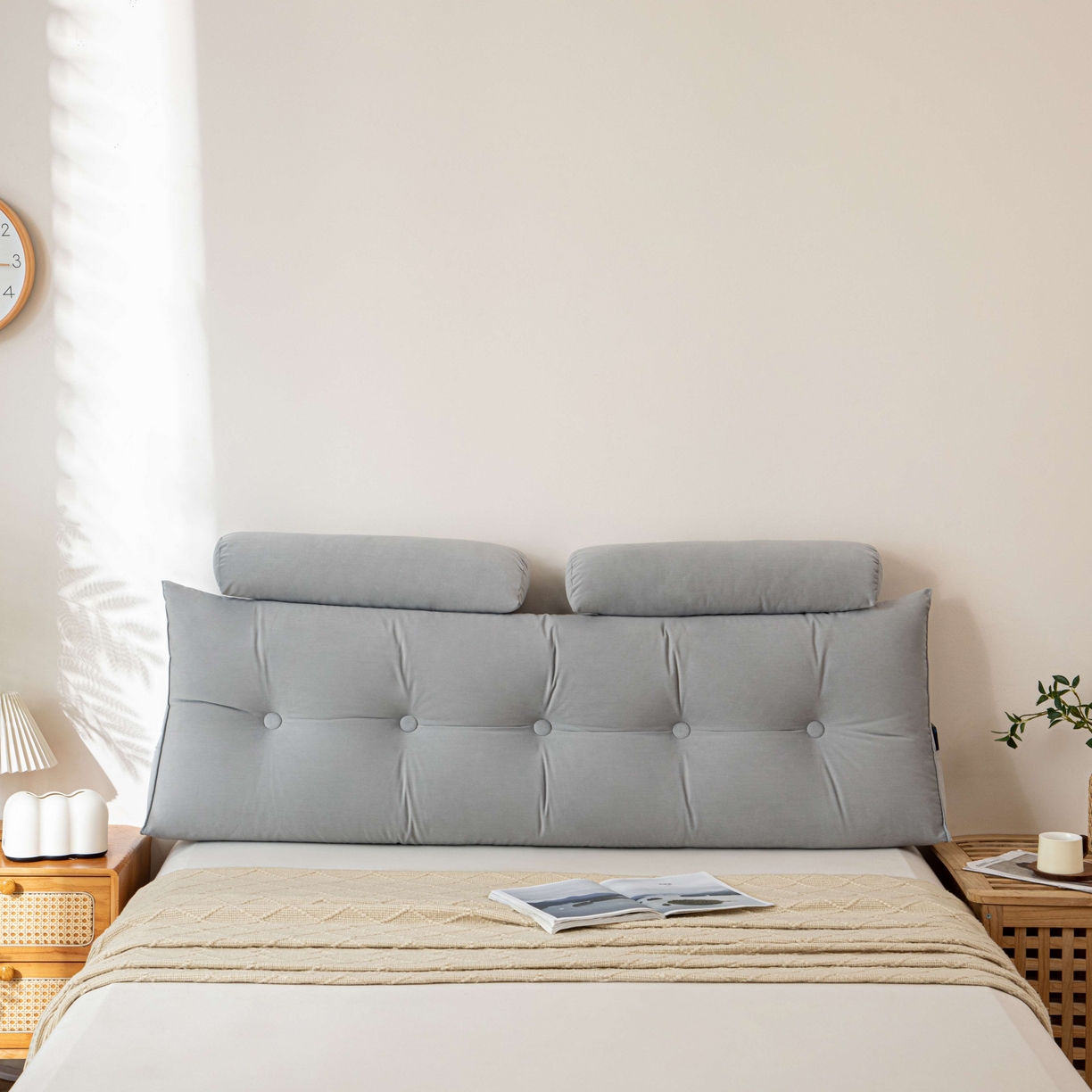 91家纺网 家纺一手货源 找家纺 沐沐家纺 2026新款磨砂绒三角靠背（带头枕） 浅灰