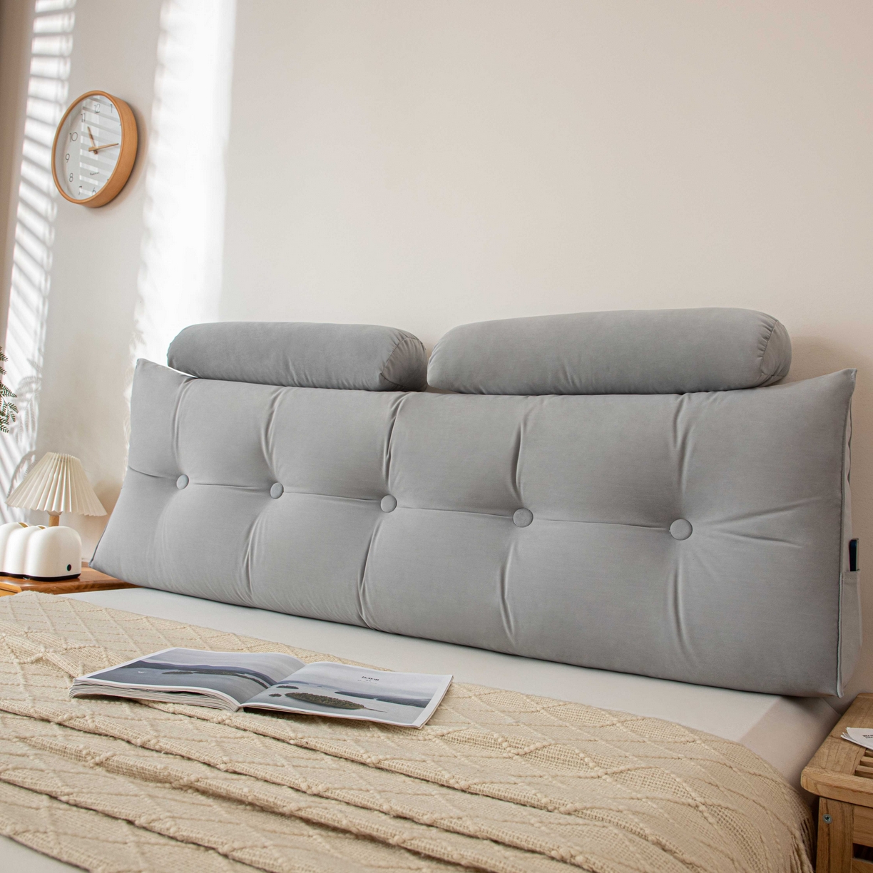 91家纺网 家纺一手货源 找家纺 沐沐家纺 2026新款磨砂绒三角靠背（带头枕） 浅灰