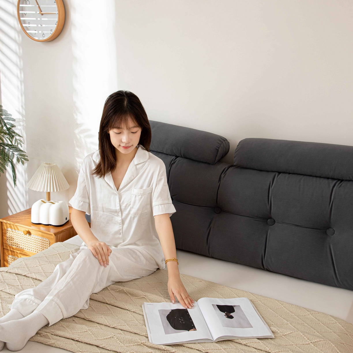 91家纺网 家纺一手货源 找家纺 沐沐家纺 2026新款磨砂绒三角靠背（带头枕） 深灰