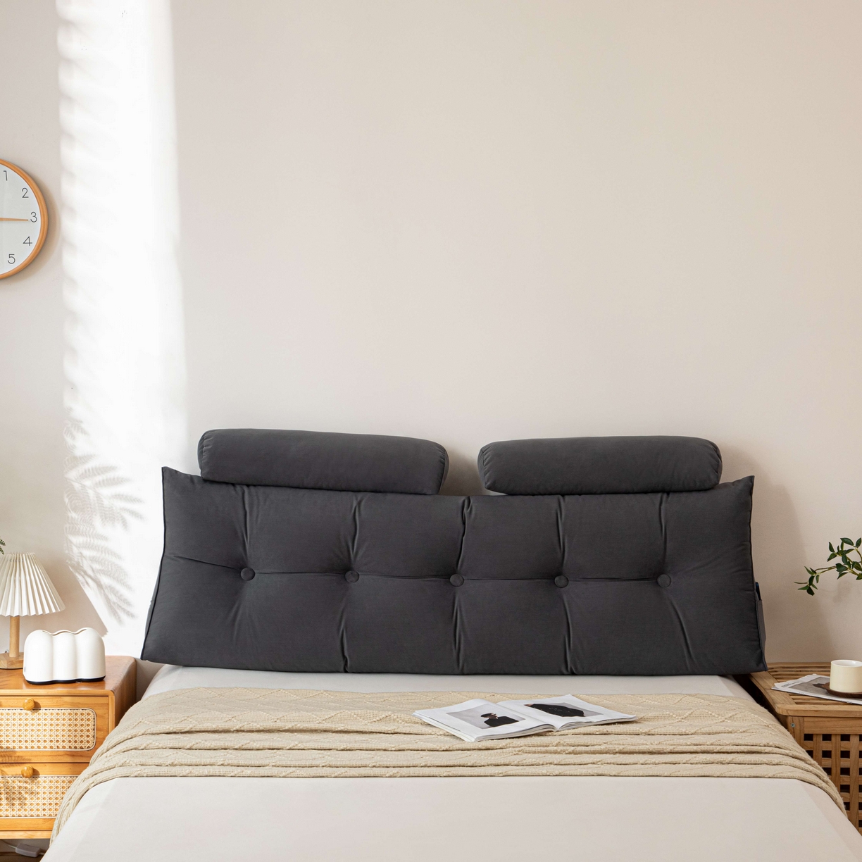 91家纺网 家纺一手货源 找家纺 沐沐家纺 2026新款磨砂绒三角靠背（带头枕） 深灰