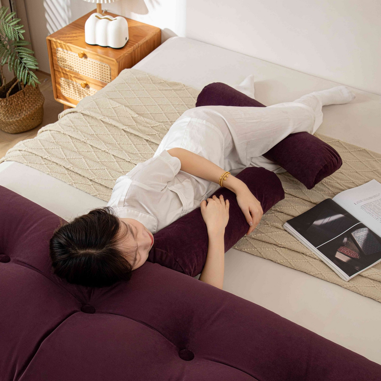 91家纺网 家纺一手货源 找家纺 沐沐家纺 2026新款磨砂绒三角靠背（带头枕） 紫色