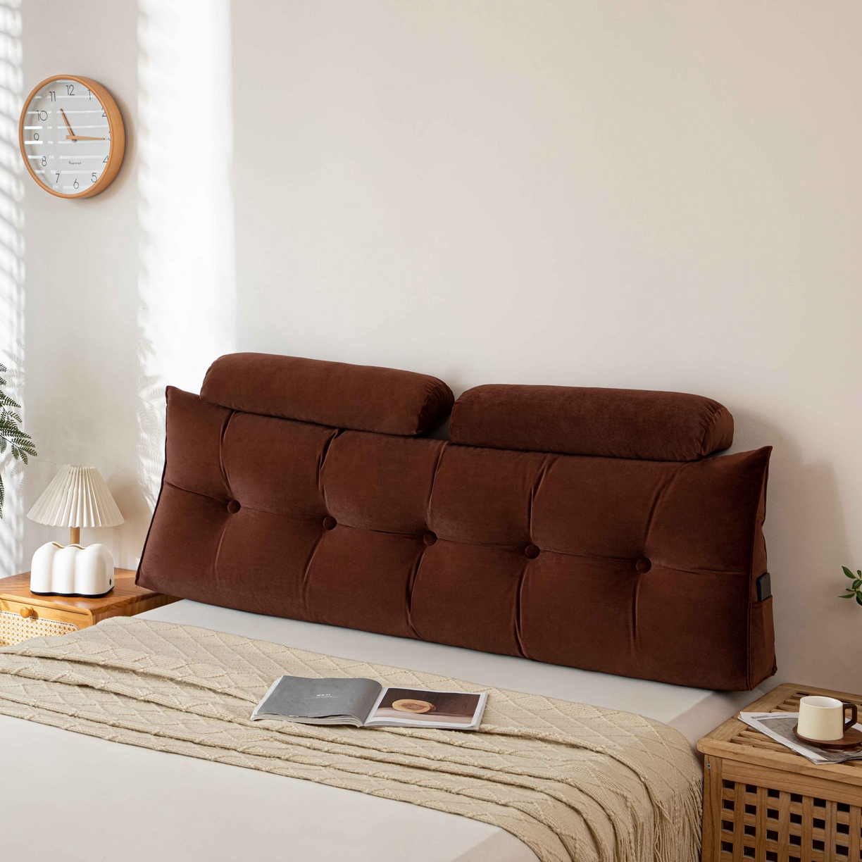 91家纺网 家纺一手货源 找家纺 沐沐家纺 2026新款磨砂绒三角靠背（带头枕） 棕色