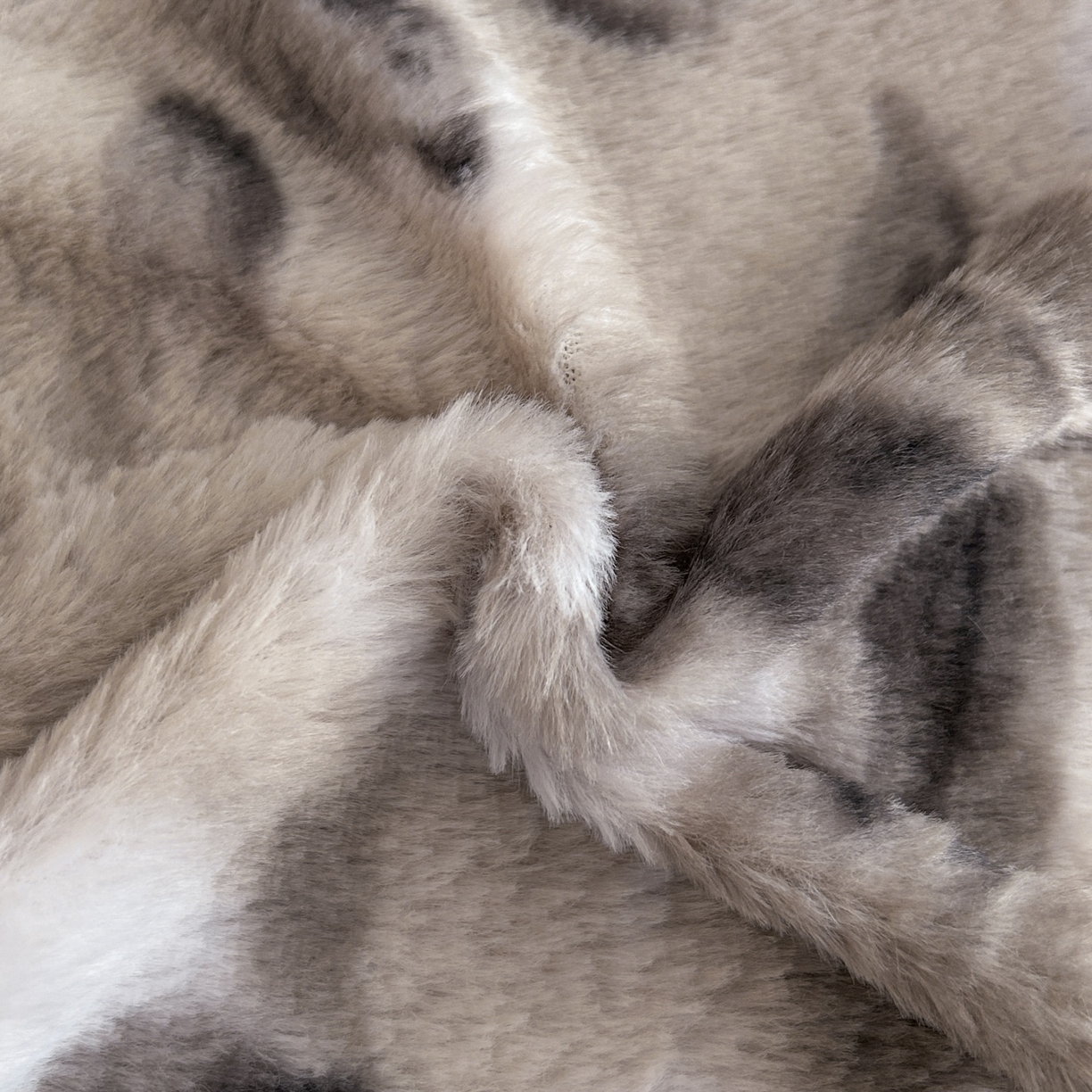 91家纺网 家纺一手货源 找家纺 酱子 2025新款美拉德系兔绒印花四件套 韵赫浅玫