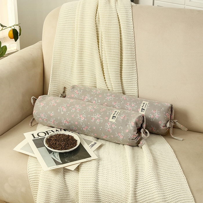 91家纺网 家纺一手货源 找家纺 明星枕业 2025新款a类荞麦颈椎枕全棉双层纱圆柱糖果枕纯枕头全壳硬枕成人颈椎支撑 悦颜