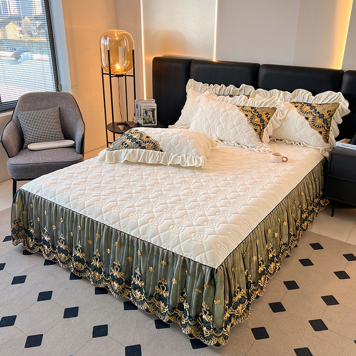 91家纺网 家纺一手货源 找家纺 罗艺轩 2025新款牛奶绒浪漫花边床裙款三件套-暖洋洋 暖洋洋-白