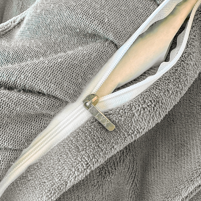 91家纺网 家纺一手货源 找家纺 罗艺轩 2025新款牛奶绒浪漫花边床裙款三件套-暖洋洋 暖洋洋-灰