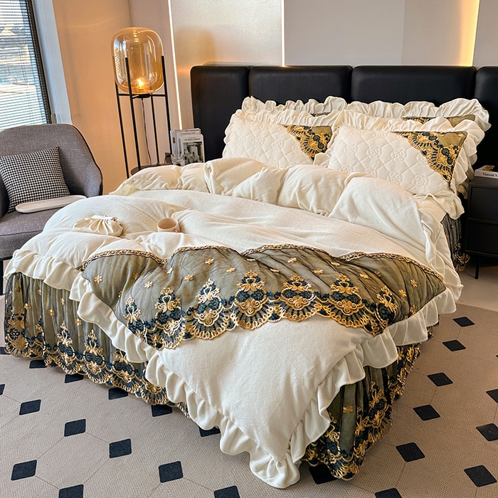 91家纺网 家纺一手货源 找家纺 （总）罗艺轩 2025新款牛奶绒浪漫花边床裙款四件套-暖洋洋（报活动和优惠券后控价99起/控价107起）