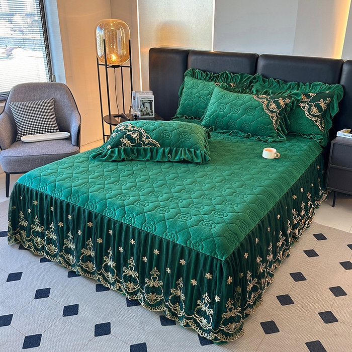 91家纺网 家纺一手货源 找家纺 罗艺轩 2025新款牛奶绒浪漫花边床裙款四件套-暖洋洋（报活动和优惠券后控价99起/控价107起） 暖洋洋-绿